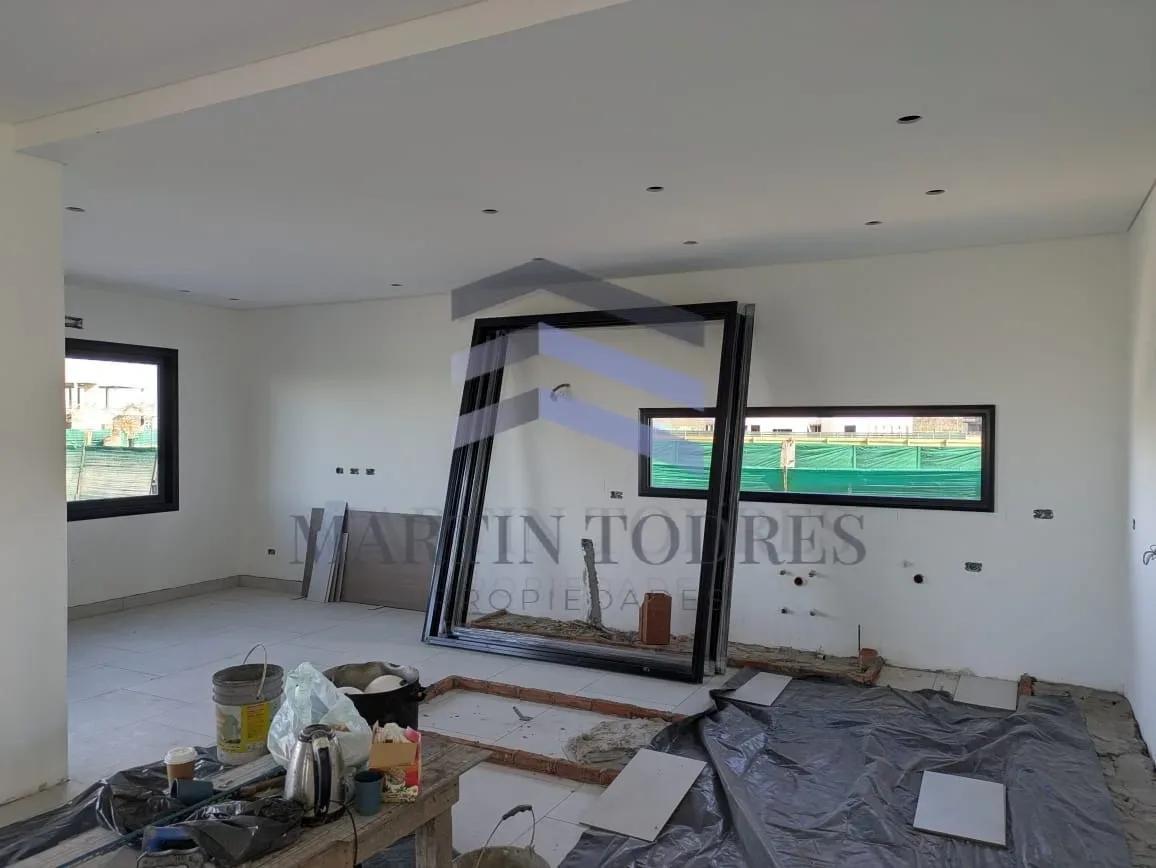 Casa en Venta a Estrenar en Riberas con Pileta, Puertos del Lago, Escobar, Gba Norte - Zonaprop — foto 17