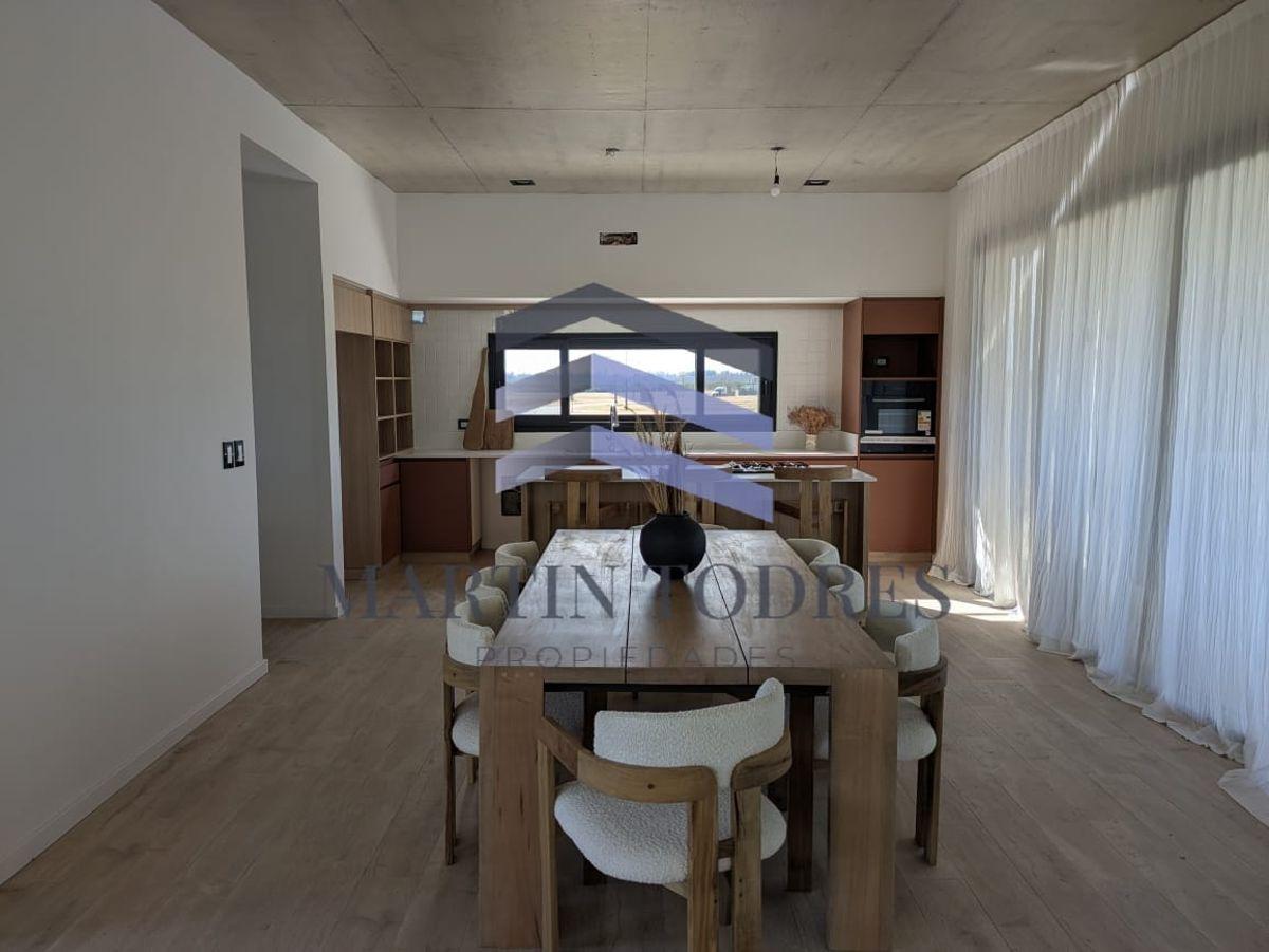 Casa con Pileta en Venta en Amarras | Puertos del Lago, Gba Norte - Zonaprop — foto 6