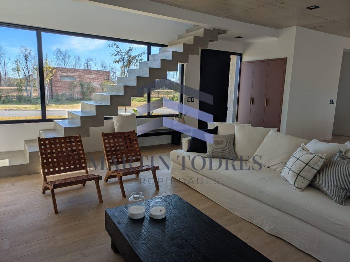 Casa con Pileta en Venta en Amarras | Puertos del Lago, Gba Norte - Zonaprop — foto 7