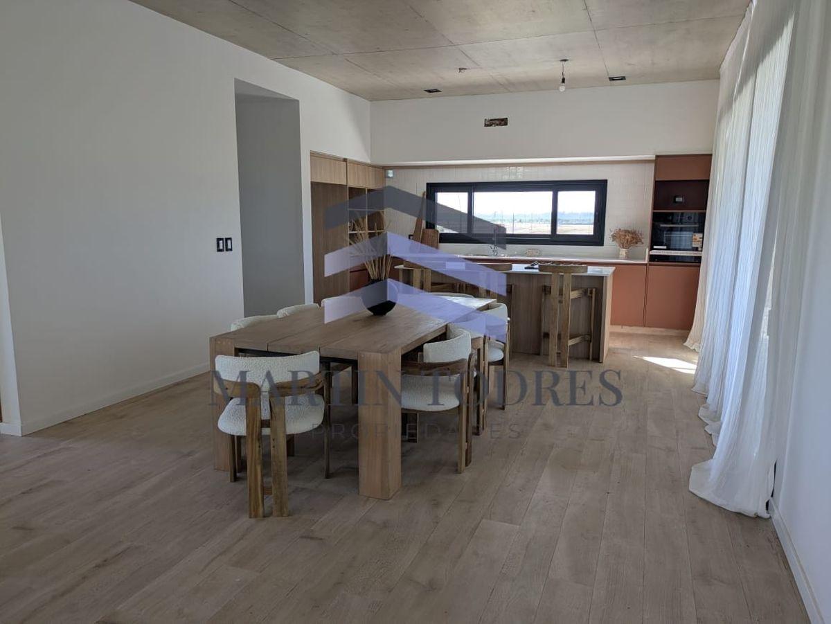 Casa con Pileta en Venta en Amarras | Puertos del Lago, Gba Norte - Zonaprop — foto 9