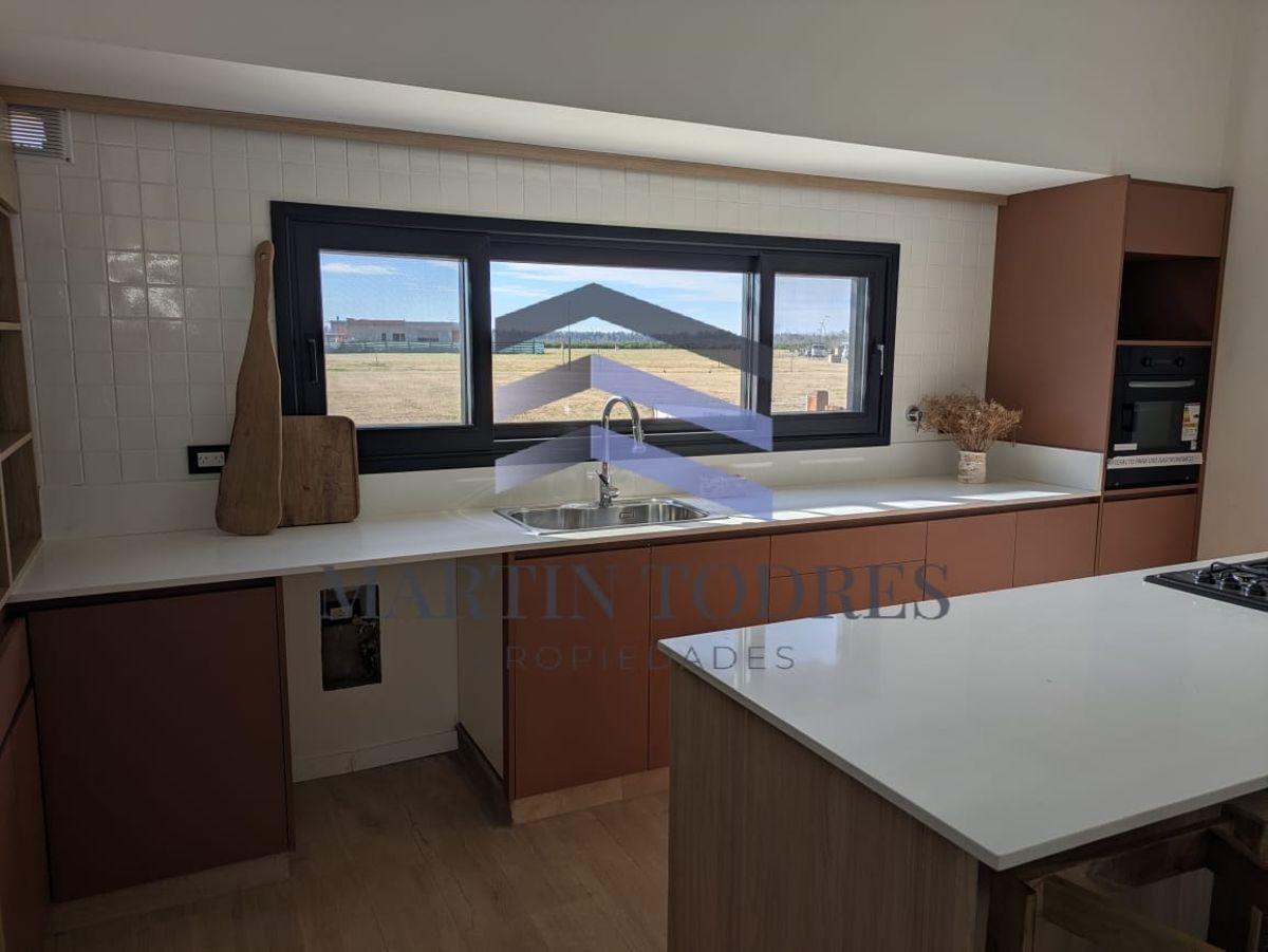Casa con Pileta en Venta en Amarras | Puertos del Lago, Gba Norte - Zonaprop — foto 10