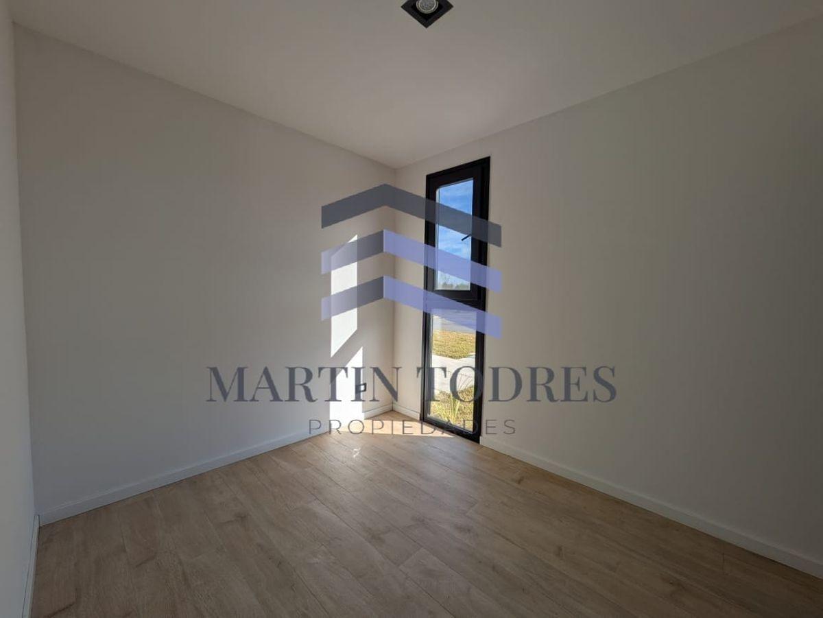 Casa con Pileta en Venta en Amarras | Puertos del Lago, Gba Norte - Zonaprop — foto 13