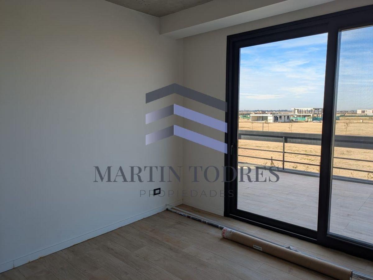 Casa con Pileta en Venta en Amarras | Puertos del Lago, Gba Norte - Zonaprop — foto 18