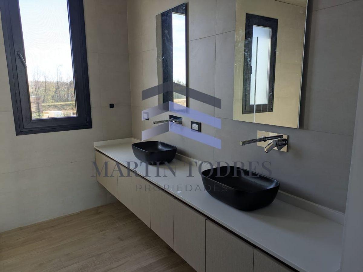 Casa con Pileta en Venta en Amarras | Puertos del Lago, Gba Norte - Zonaprop — foto 37
