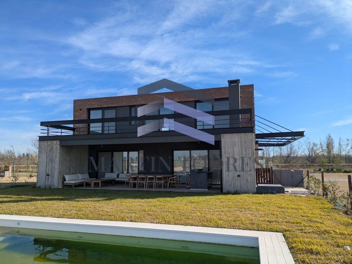Casa con Pileta en Venta en Amarras | Puertos del Lago, Gba Norte - Zonaprop — foto 50