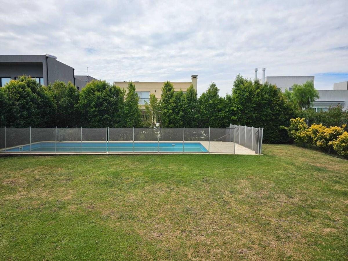 Casa en Alquiler con Pileta Ubicado en Araucarias, Puertos, Escobar, Gba Norte - Zonaprop — foto 3