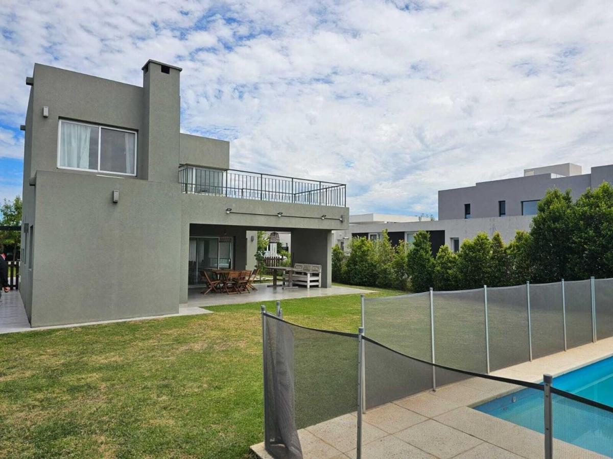 Casa en Alquiler con Pileta Ubicado en Araucarias, Puertos, Escobar, Gba Norte - Zonaprop — foto 4