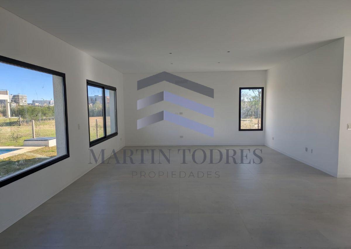 Casa en Venta en Riberas con Pileta | Puertos del Lago, Gba Norte - Zonaprop — foto 5