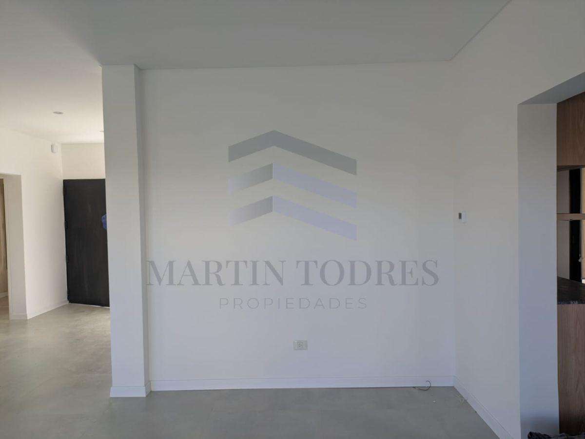 Casa en Venta en Riberas con Pileta | Puertos del Lago, Gba Norte - Zonaprop — foto 22