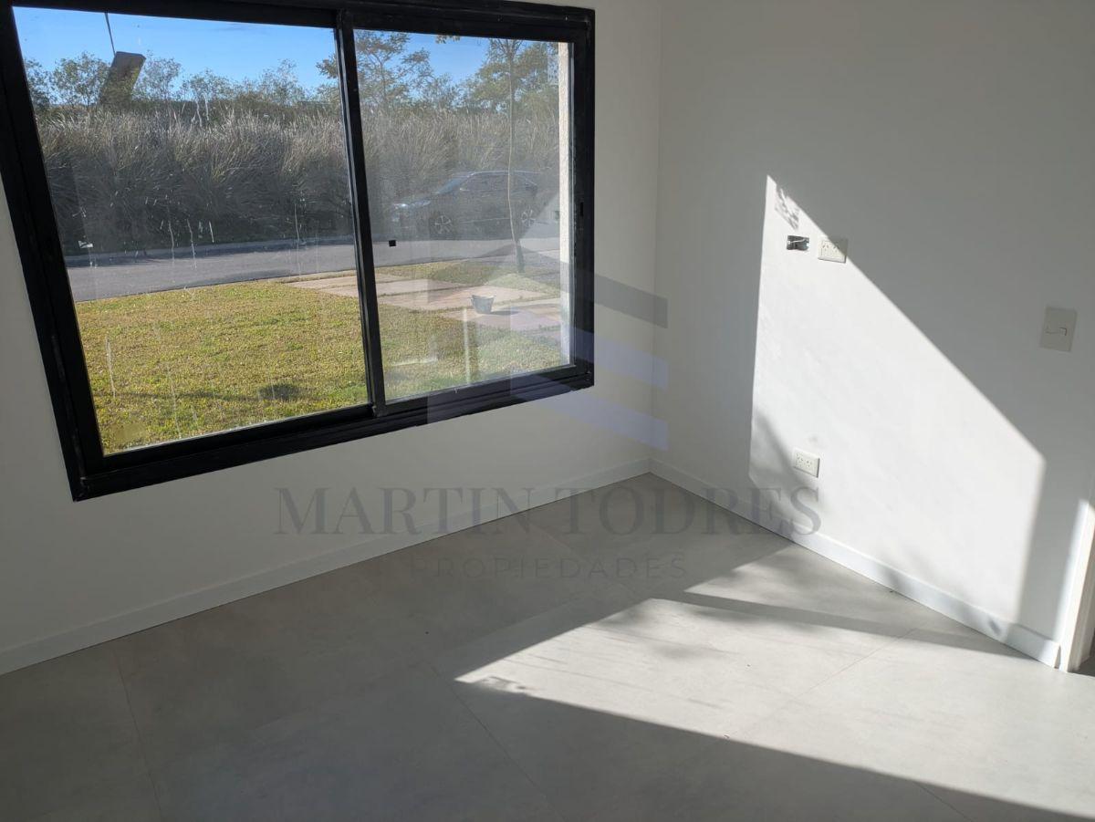 Casa en Venta en Riberas con Pileta | Puertos del Lago, Gba Norte - Zonaprop — foto 43