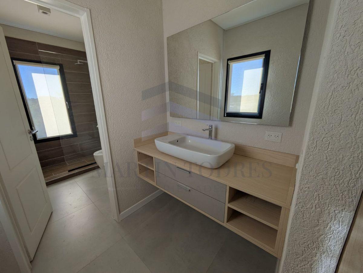 Casa en Venta en Riberas con Pileta | Puertos del Lago, Gba Norte - Zonaprop — foto 47