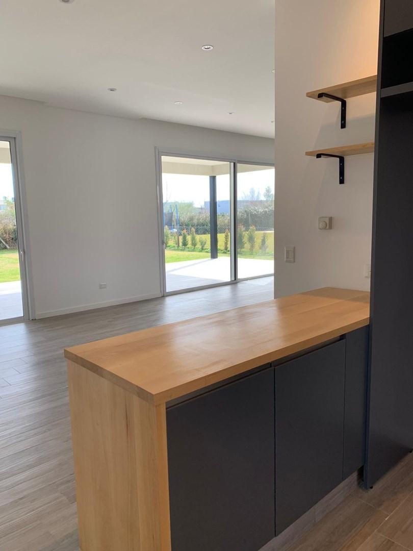 Casa en Alquiler con Pileta en Acacias, Puertos, Escobar, Gba Norte - Zonaprop — foto 12
