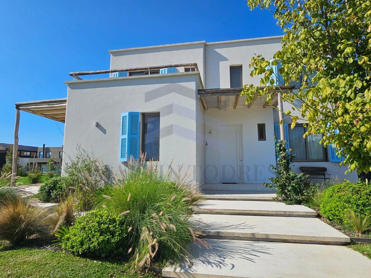 Casa de Diseño en Venta con Pileta, Araucarias, Puertos del Lago, Escobar. Gba Norte - Zonaprop — foto 4