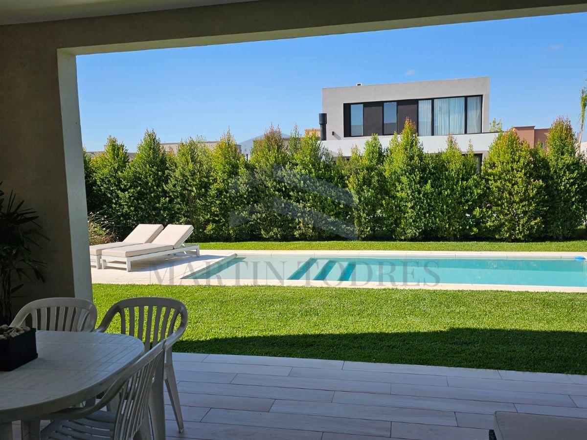 Casa de Diseño en Venta con Pileta, Araucarias, Puertos del Lago, Escobar. Gba Norte - Zonaprop — foto 6