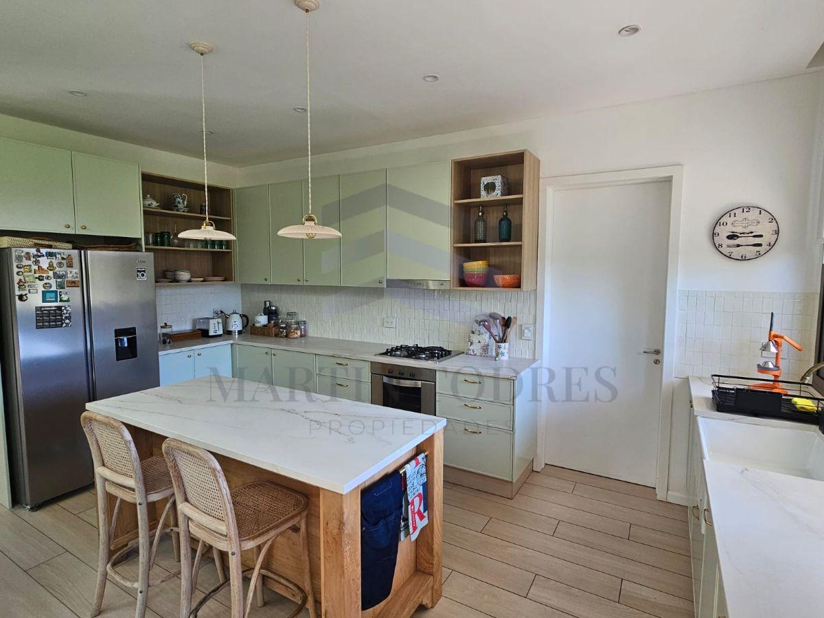 Casa de Diseño en Venta con Pileta, Araucarias, Puertos del Lago, Escobar. Gba Norte - Zonaprop — foto 47