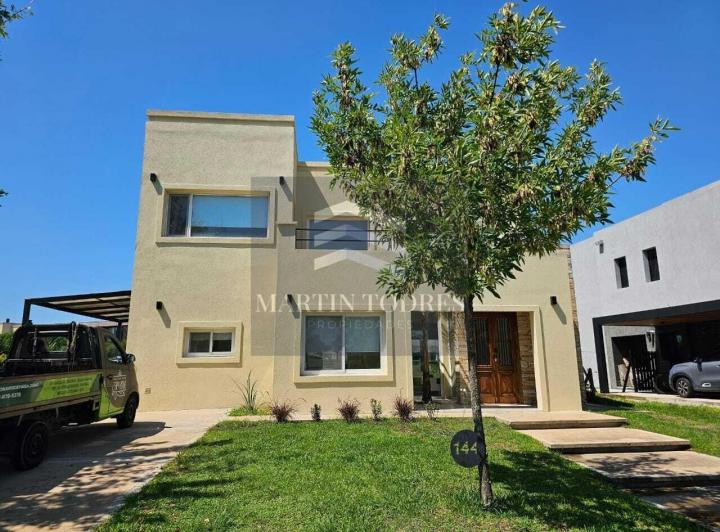 Casa en Venta en Araucarias, Puertos, Escobar, Gba Norte - Zonaprop