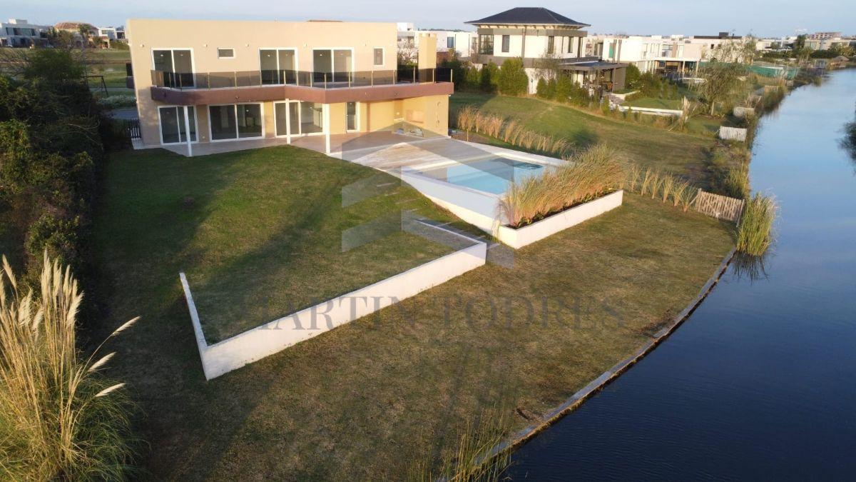 Casa a Estrenar Al Agua con Pileta en Venta | Marinas | Puertos del Lago, Gba Norte - Zonaprop — foto 6