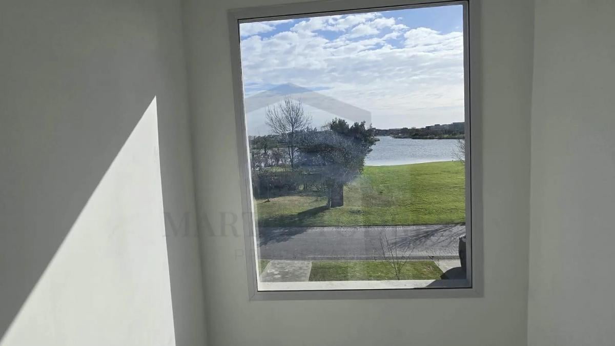 Casa Al Agua con Pileta en Venta y Alquiler en El Cantón Norte, Gba Norte - Zonaprop — foto 12