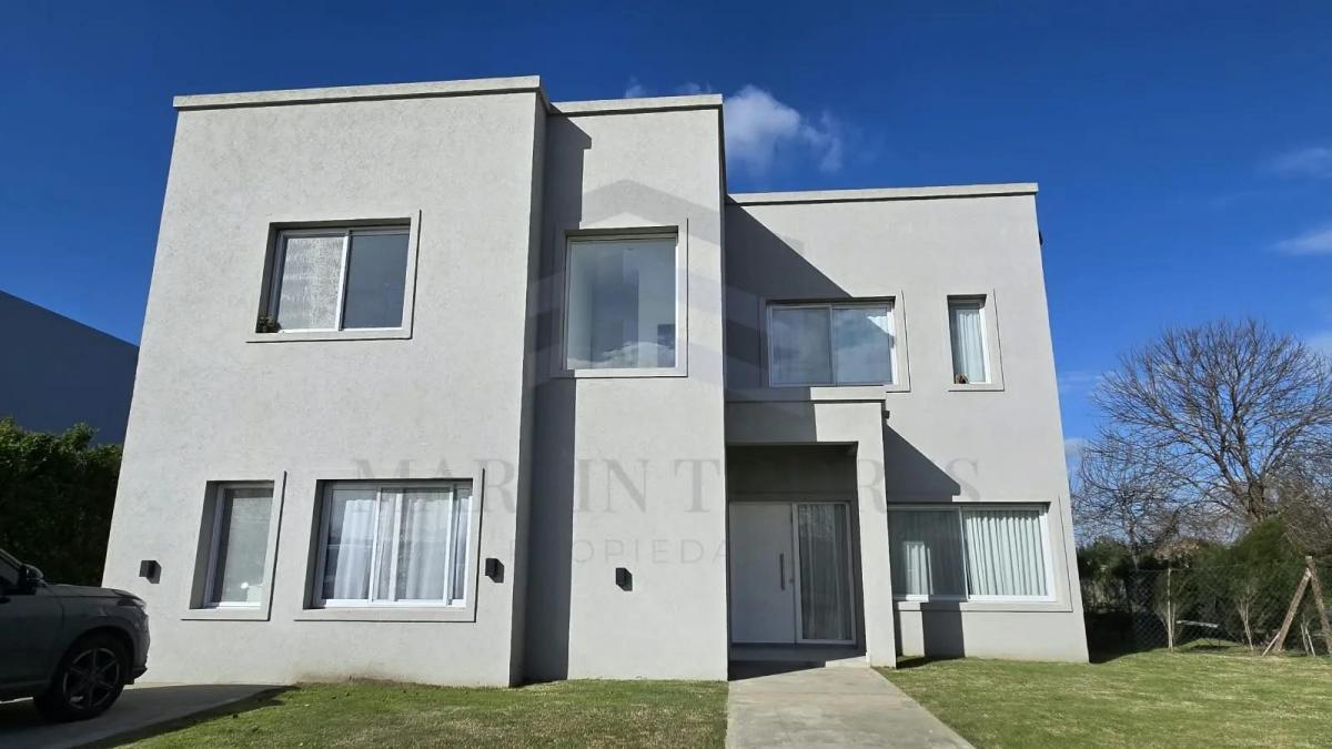 Casa Al Agua con Pileta en Venta y Alquiler en El Cantón Norte, Gba Norte - Zonaprop — foto 18