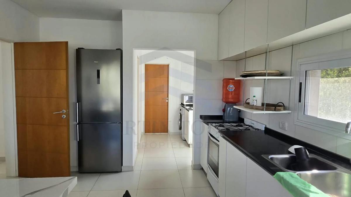 Casa Al Agua con Pileta en Venta y Alquiler en El Cantón Norte, Gba Norte - Zonaprop — foto 22