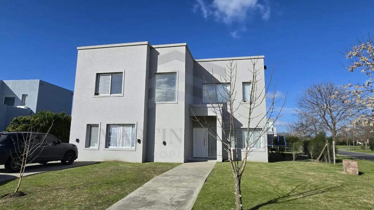 Casa Al Agua con Pileta en Venta y Alquiler en El Cantón Norte, Gba Norte - Zonaprop — foto 36