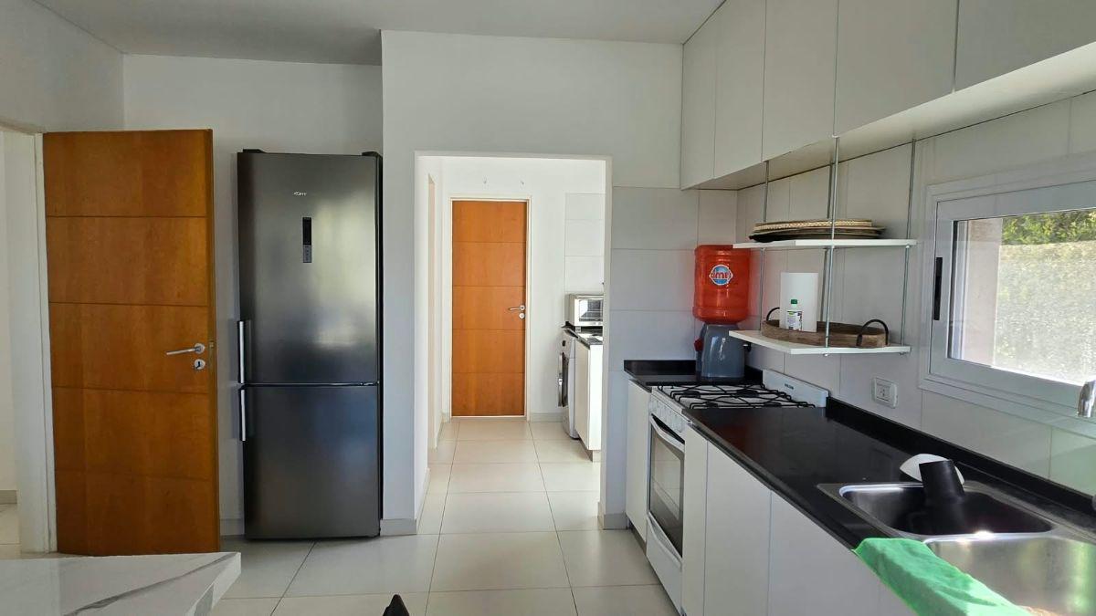 Casa en Alquiler con Pileta en El Cantón, Barrio Puerto, Escobar, Gba Norte - Zonaprop — foto 17