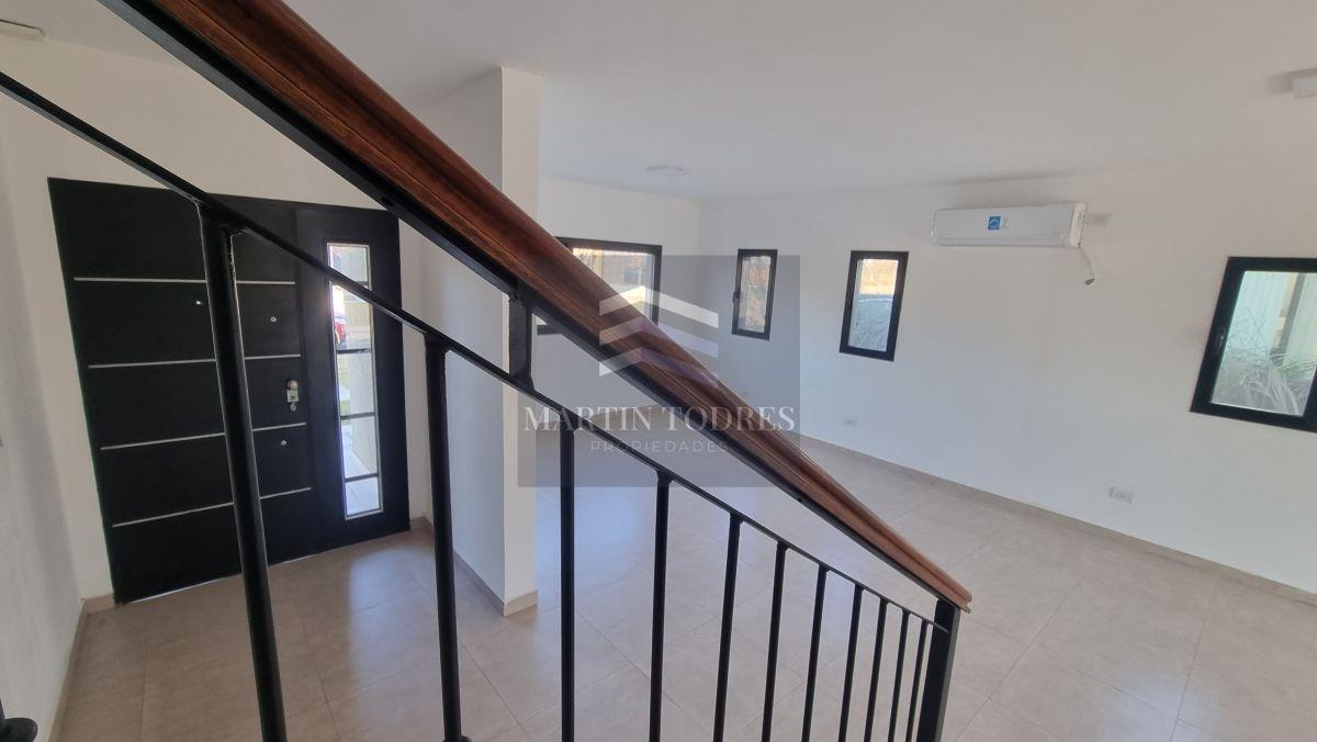 Casa en Venta con Pileta en Araucarias, Puertos, Escobar, Gba Norte - Zonaprop — foto 3