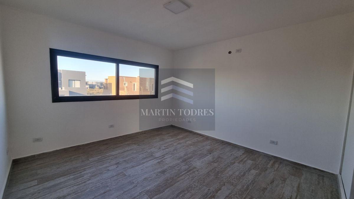Casa en Venta con Pileta en Araucarias, Puertos, Escobar, Gba Norte - Zonaprop — foto 5