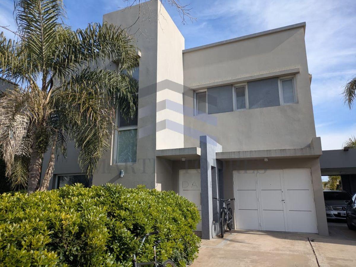 Casa en Venta Al Agua en Marinas | Puertos del Lago, Gba Norte - Zonaprop — foto 2